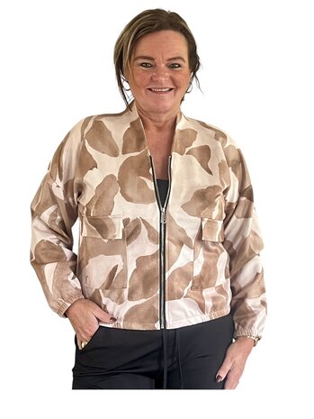 Bomberjack Gaby (camel/room)